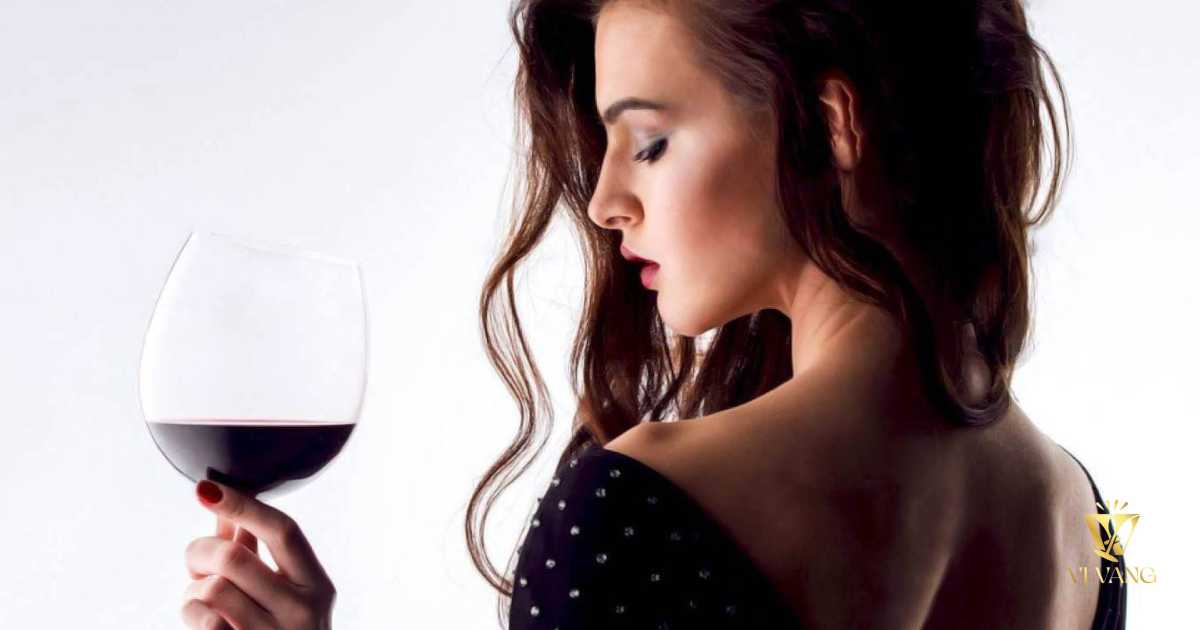 Giải đáp: Rượu vang để được bao lâu? Hạn sử dụng của rượu vang